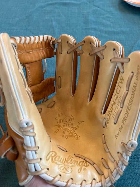 Barely used. Rawlings Heart of the Hide - PRONP4-2CTW - 11.5 inch