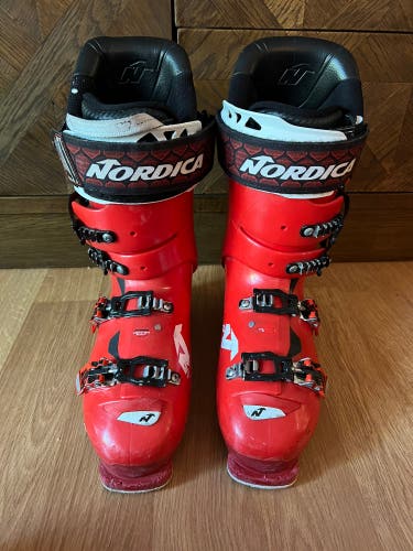 Nordica Speed Machine 130:  Size 29.5