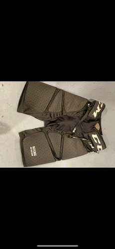 Used CCM Referee xl girdle