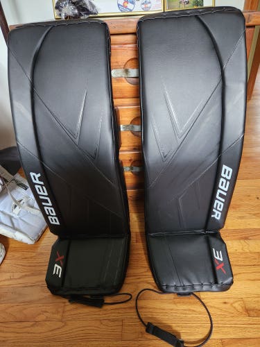New 36" Bauer Vapor 3X Goalie Leg Pads