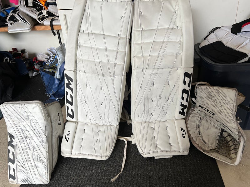 CCM E3.9 Leg Pads & CCM E4.9 Glove & Blocker