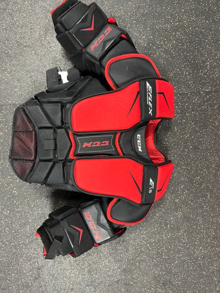Used Small CCM Extreme Flex E1.5 Goalie Chest Protector
