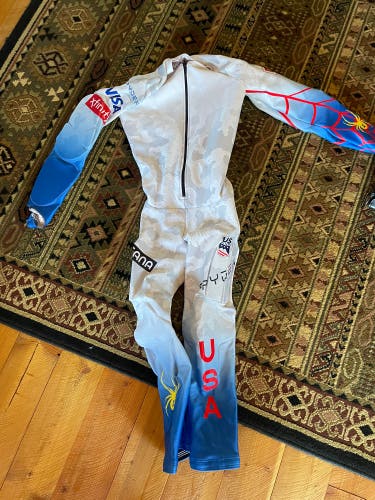 New Large Spyder Ski Suit FIS Legal U.S. Ski Team. *Padded*