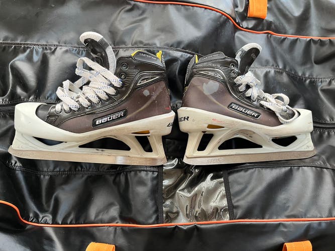 Used Bauer Regular Width  Size 9.5 Supreme One100 Hockey Goalie Skates