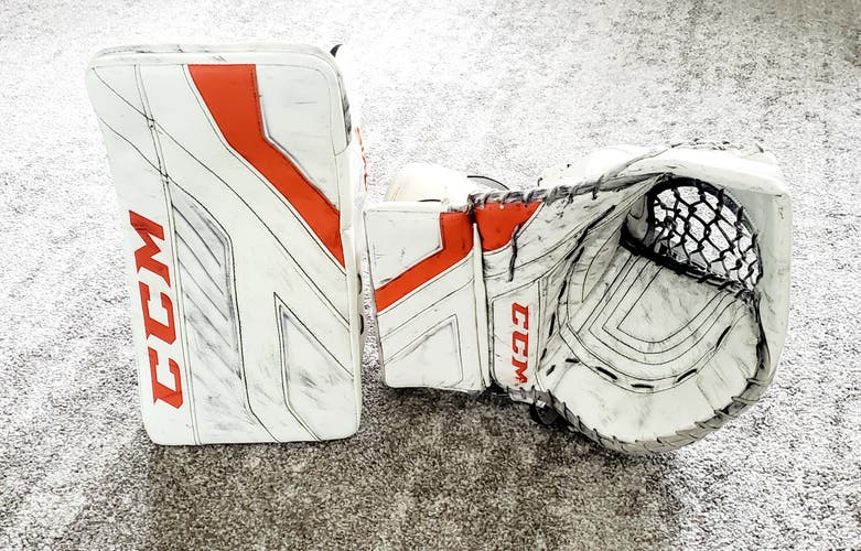 Pro Return CCM Axis Gloves