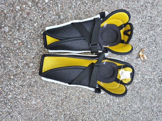 Used Bauer Supreme 150 Shin Pads