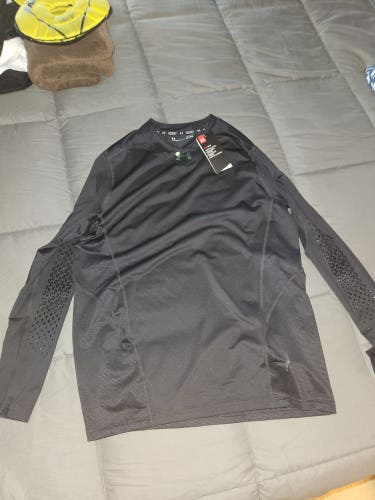 Under Armour gripped Compression shirt