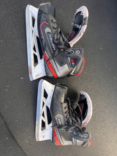 Used Bauer Regular Width Size 8 Vapor X2.7 Hockey Goalie Skates