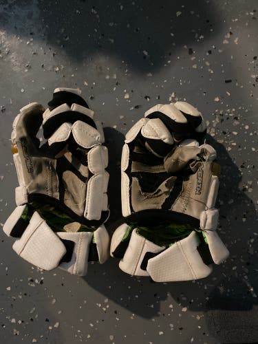 Used Player's Maverik 12" M4 Lacrosse Gloves