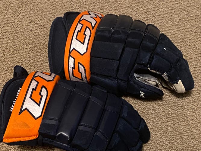 Vaxjo Lakers of the Swedish Elite League CCM HG97 Gloves 14" Pro Stock-