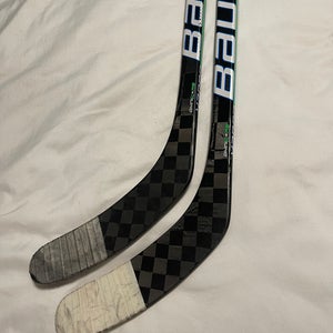 Senior Right Handed Pro Stock Nexus Geo Hockey Stick
