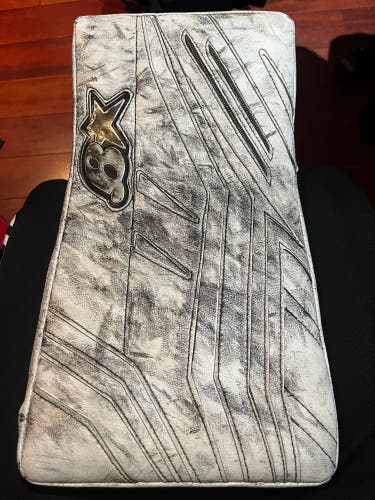 Used Regular GnetiK V Goalie Blocker