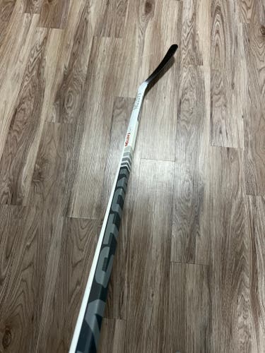 “Very Rare” Easton S19 painted as an Easton Mako
