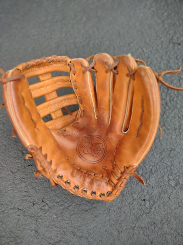 USA Made Wilson A2000 XLO