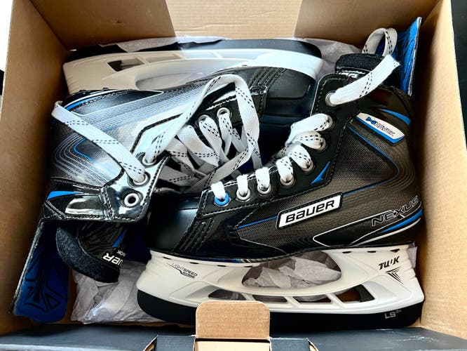 NEW Junior New Bauer Nexus Havok Hockey Skates Regular Width Size 4D(US Shoe Size 5D)