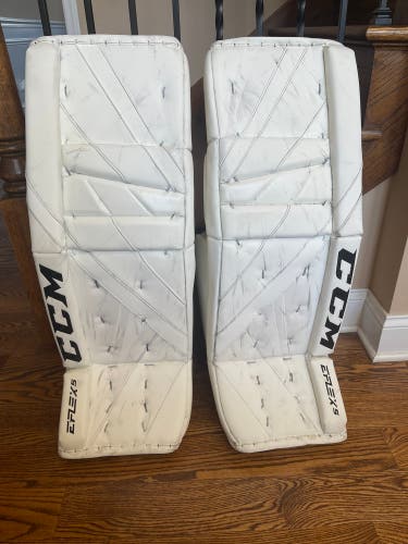 CCM EFlex 5 White Senior 33 + 1 goalie pads