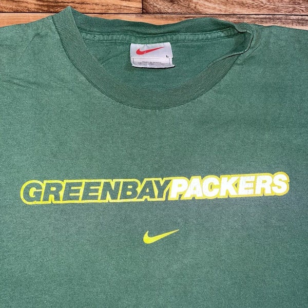 Green Bay Packers Nike Tri-Blend Circle Logo T-Shirt at the Packers