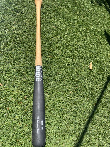 New  (-3) 30 oz 33" Bat