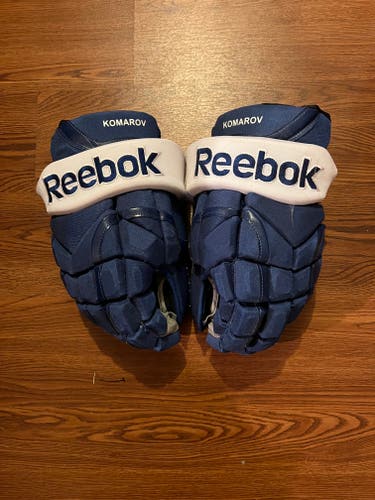 Toronto Maple Leafs Leo Komarov Pro Stock Gloves