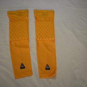 NEW - Hex Compression Padded Arm Sleeves, One Pair, Yellow, Small/Medium