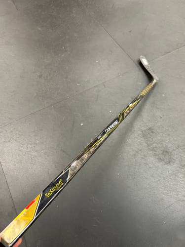 Intermediate Left Hand P92 Supreme 1S Hockey Stick