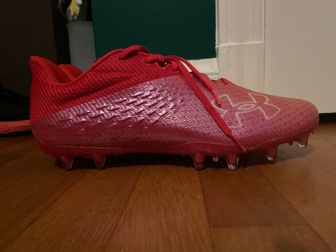 Red Men's Molded Cleats Under Armour Cleats