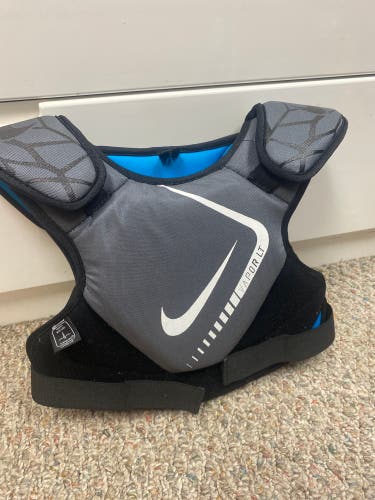 Nike Vapor LT chest pads
