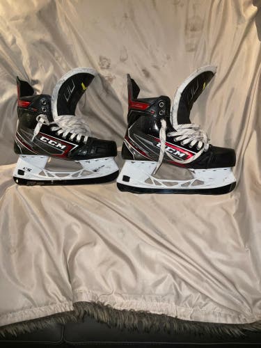 CCM NHL FT2 Game used DEMELO OTTAWA 8.5 EE/A