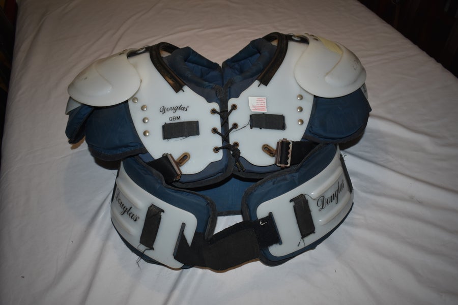 Douglas SP QB Adult Football Shoulder Pads - Quarterback