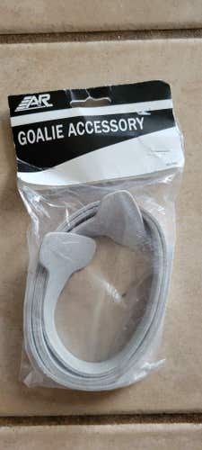 New Goalie Leg Strap White Pro