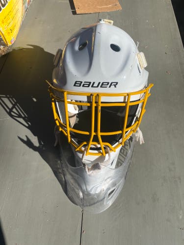 Used Bauer  NME IX Goalie Mask