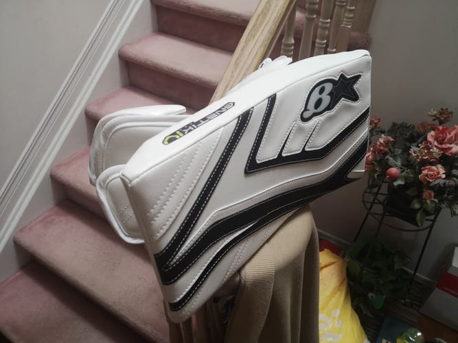 Brand New Brian's Gnetik IV Pro Goalie Blocker