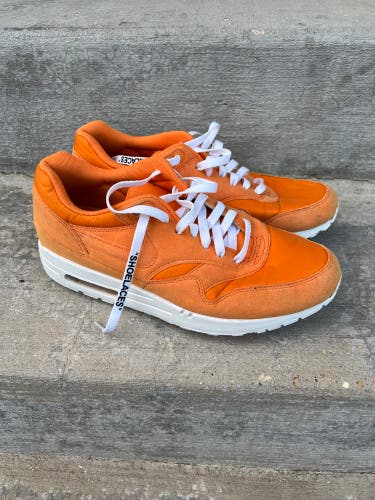 Used Size 10 (Women's 11) Nike Golf Shoes