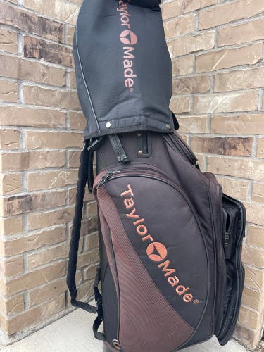 Used TaylorMade Carry Bag