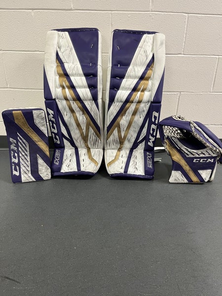 Used 32+1" CCM Regular EFlex 4 Pro Pads + Axis Pro Gloves