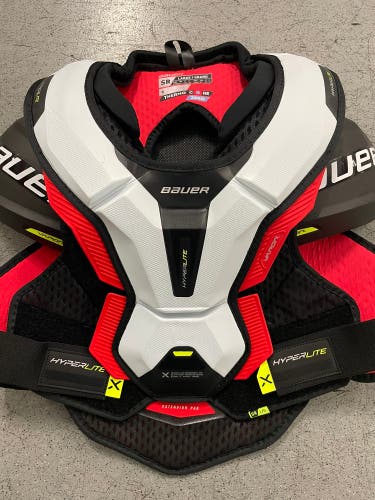 Senior Large Bauer  Vapor Hyperlite Shoulder Pads