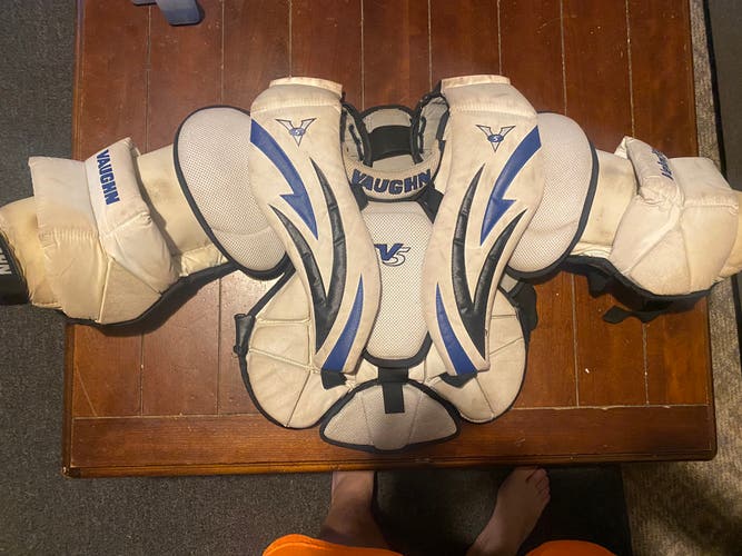 Used Small Vaughn  Velocity V5 Goalie Chest Protector