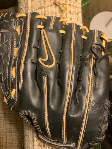 Nike De Edge Baseball Glove 13" - Left Hand Throw