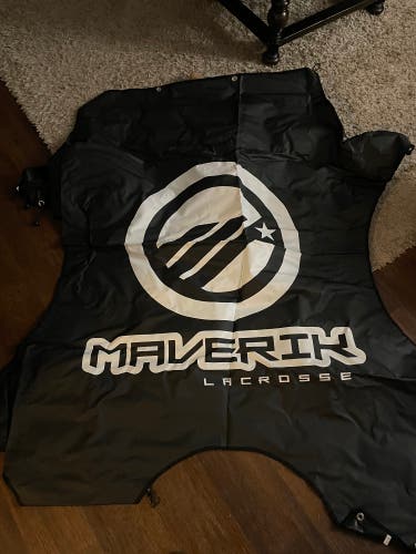 Maverik Goalie