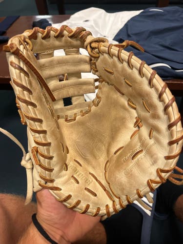 First Base 12.5" Htg Baseball Glove