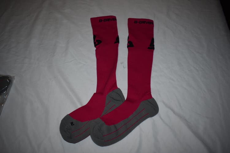 NEW - Compression Sports Socks, Pink/Gray, Adult Small
