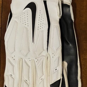 NWT men's XXL nike D-TACK 6.0 Padded Lineman White/black Football Gloves