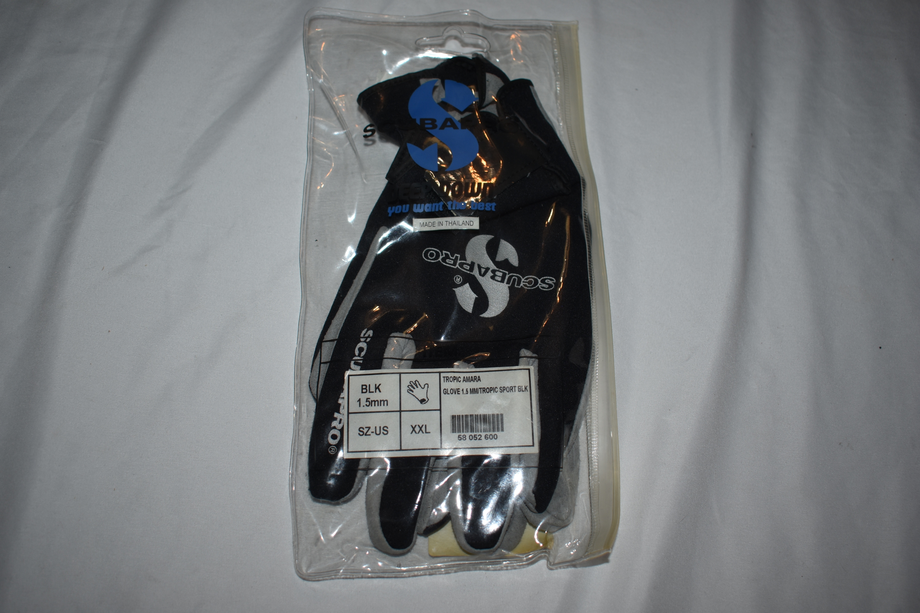 NEW - Scubapro 1.5mm Tropic Amara Diving Gloves, Black/Gray, XXL