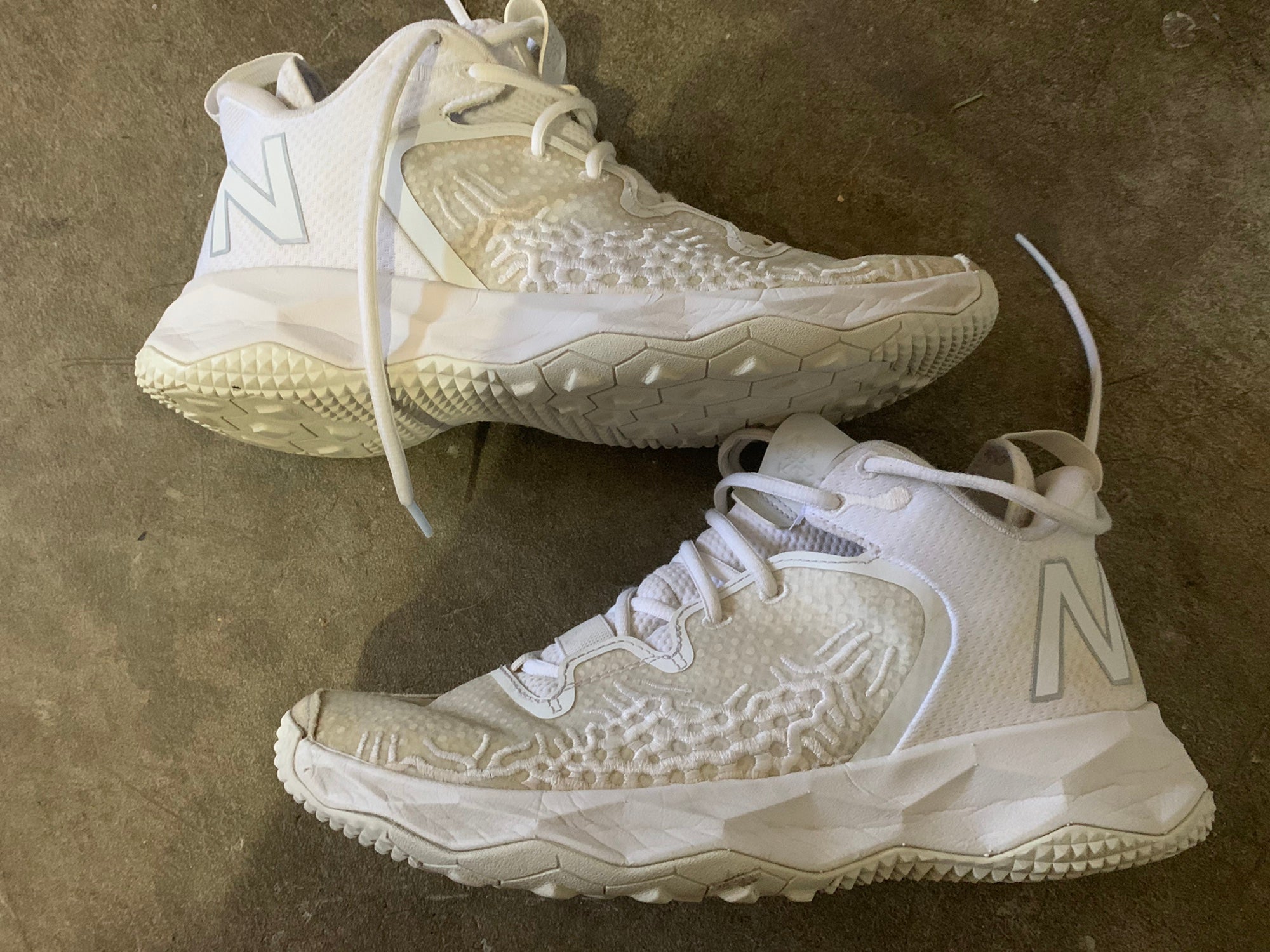 AUCTION - Used New Balance FreezeLX V3 