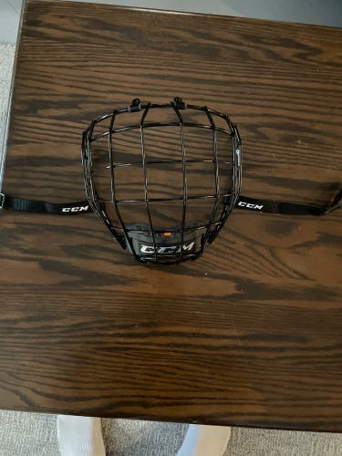 Medium CCM Full Cage FM480 Facemask