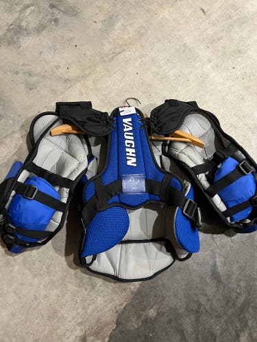 Vaughn V7 Velocity Junior  chest protector