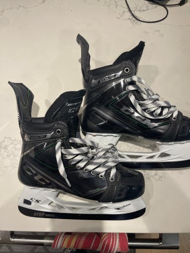 Used CCM Regular Width Size 8 RibCor 100k Pro Hockey Skates