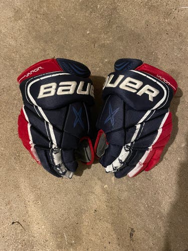 Bauer Vapor X900 13” Gloves Red/Blue/White