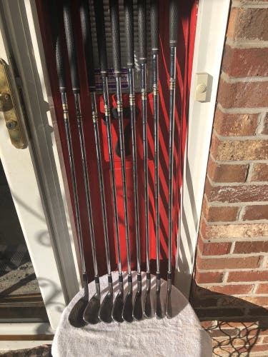 Cleveland CG1 Black Pearl 3-PW Iron Set + Cleveland Tour Action 53 degree Gap Wedge