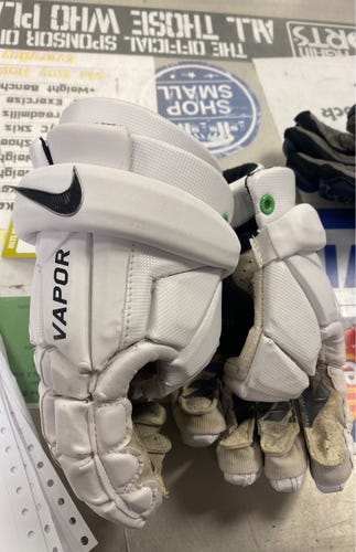 Nike Vapor player Used White medium Lacrosse Gloves